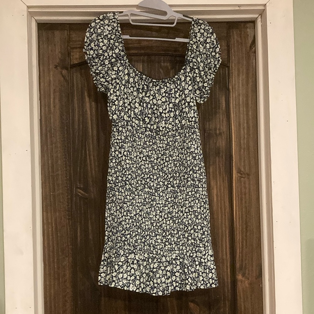 Women’s Blue & Green flower patterned Rouched Body Con Dresss, Medium